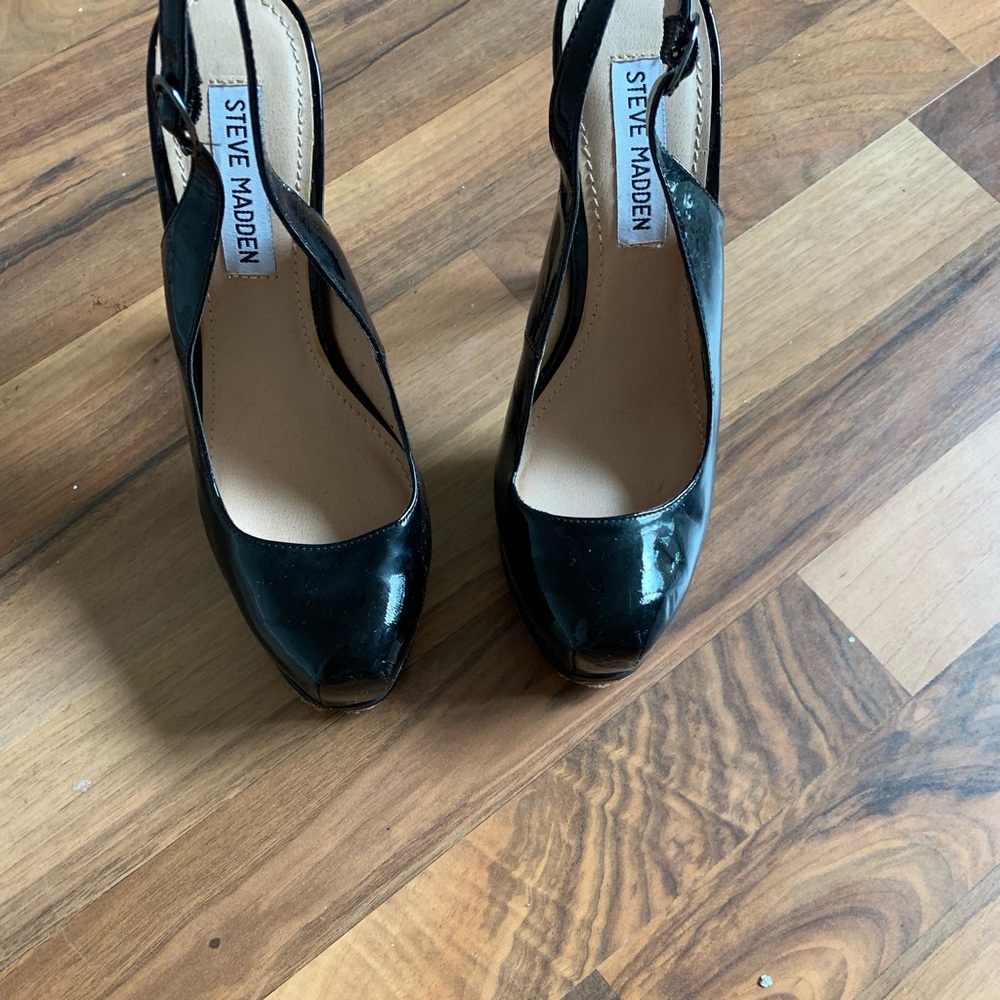 Black Sling Back Pump